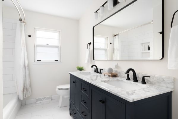 Cost of Cracked Sink Repair in Willoughby