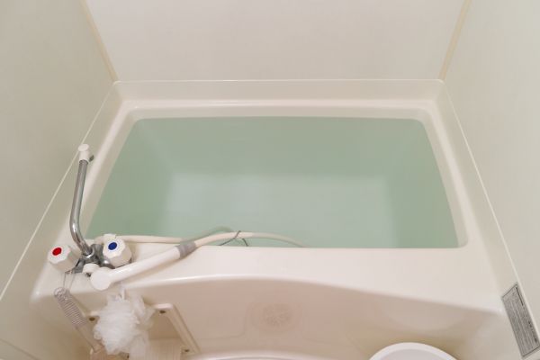 Cost of Bathtub Faucet Replacement in Willoughby