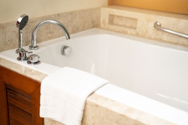 Tub Faucet Repair in Willoughby