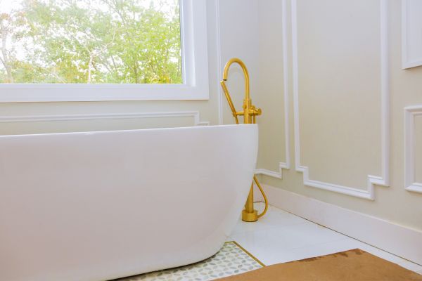 Tub Water Leak Repair in Willoughby